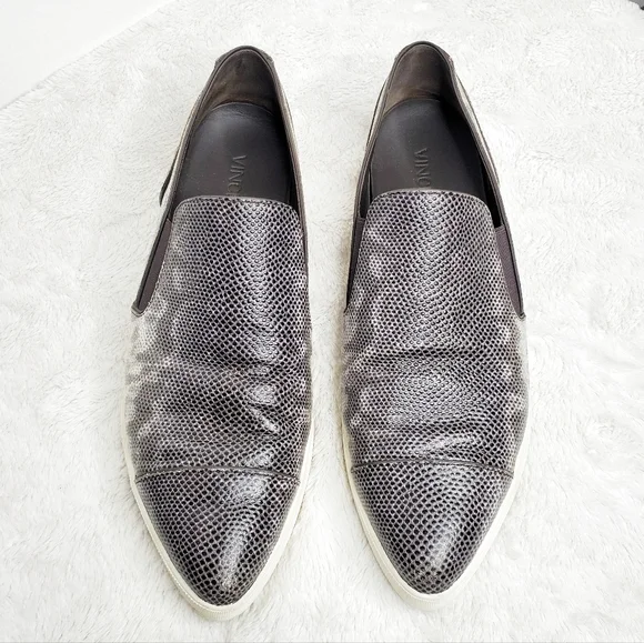 Vince Paeyre Embossed Pointed Cap Toe Slip-On Sneakers - Picture 2 of 11